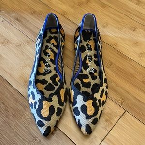 Rothy’s Big Cat Points - EUC SIZE 9